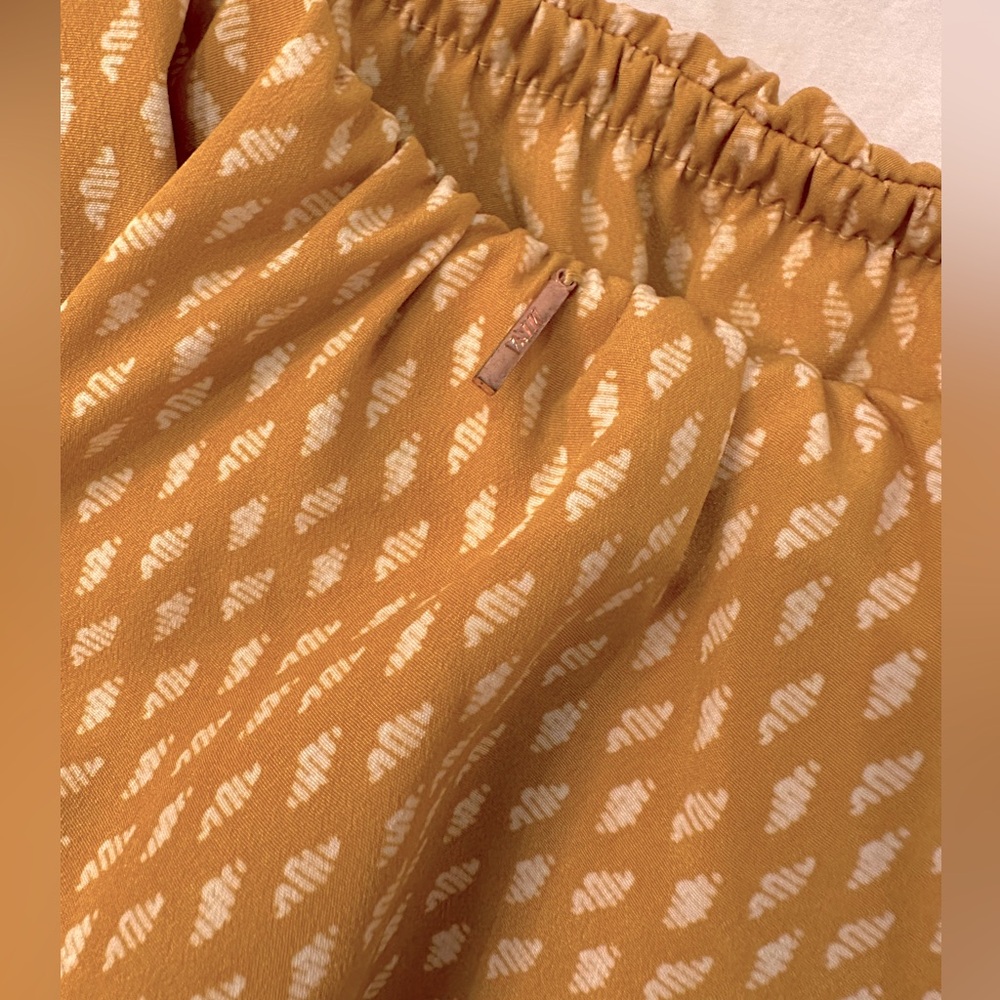 Misa LA ruffled one shoulder top - Picture 7 of 9